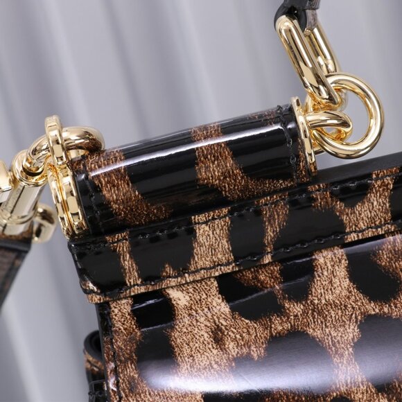 Dolce & Gabbana Leopard-Print Flap Shoulder Tote Bag - Picture 6 of 9